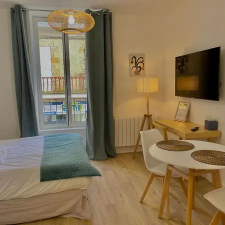 Le 16 Place De L'abbatiale Διαμέρισμα *