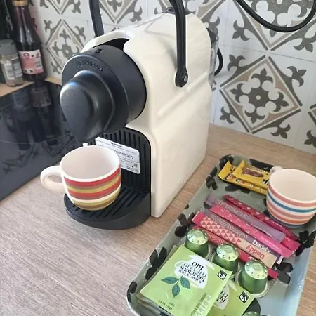 Le 16 Place De L'abbatiale 아파트 에브롱