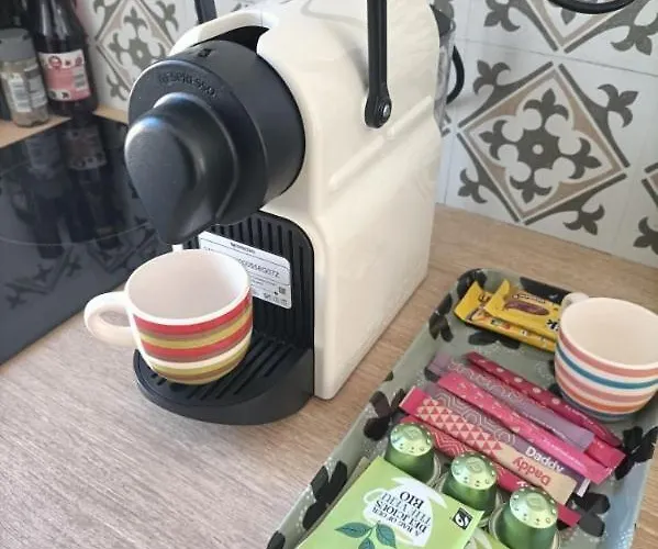 Le 16 Place De L'abbatiale Appartement Évron